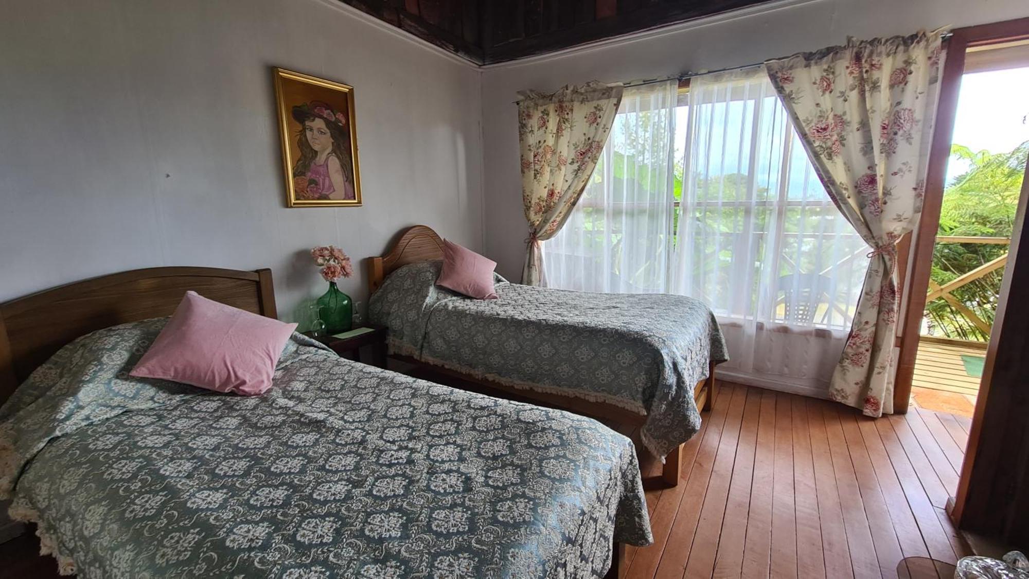 Tranqueras Del Monte Bed & Breakfast Chaiten Exterior photo