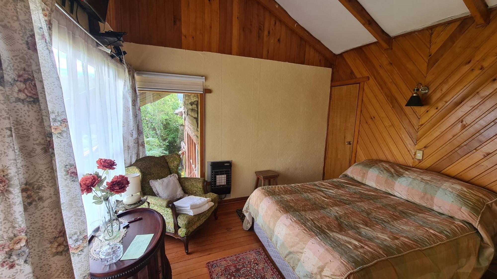 Tranqueras Del Monte Bed & Breakfast Chaiten Exterior photo
